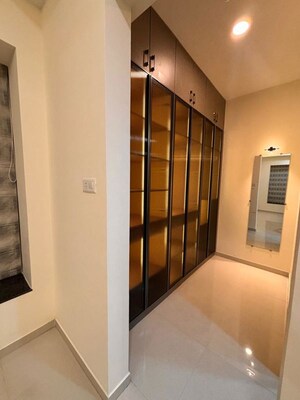 Room in 4 BHK Apartment at Kolte Patil 24K Sereno, Baner – for Rent