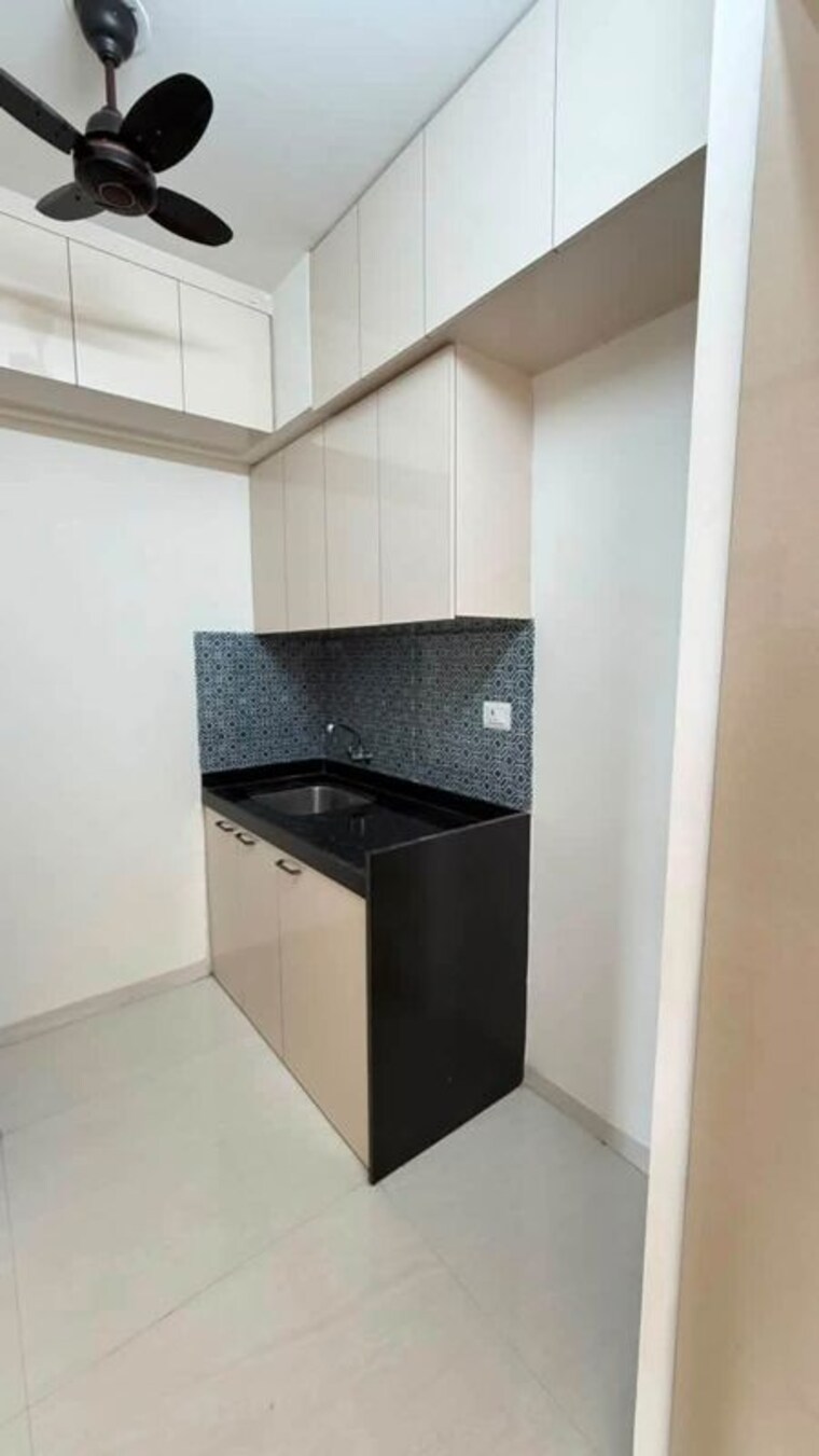 Kitchen, lodha-crown-kolshet 2 Bedroom 530 Sq.Ft. Apartment In Kolshet Road Thane 10658309