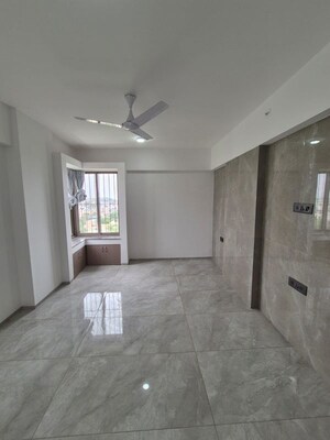 Room in 2 BHK Apartment at Dhanori – for Rent