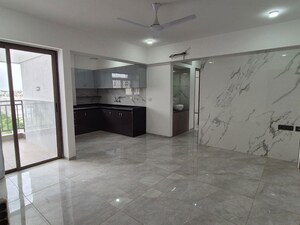 2 BHK Apartment For Rent in Dhanori