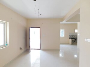 Room in 3 BHK Villa at Surabhis Signature Villas, Tellapur – for Sale