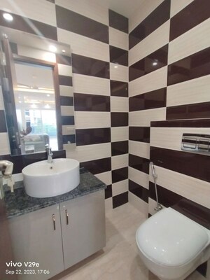 2 BHK Apartment For Rent in Supertech Hues, Sector 68