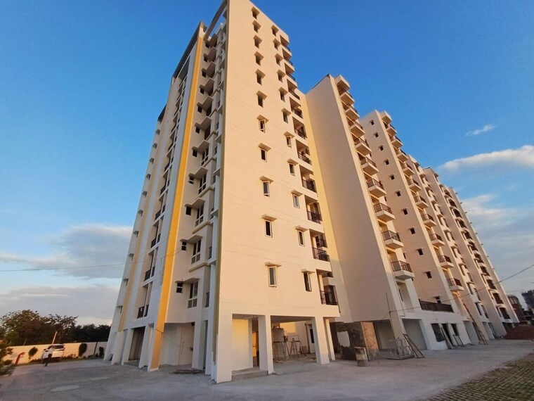 Exterior View, gomti nagar 3 Bedroom 1500 Sq.Ft. Villa In Gomti Nagar Lucknow 10658538
