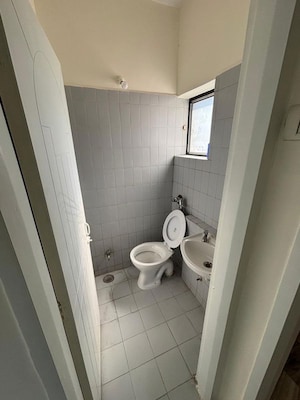 Bathroom in 2 BHK Apartment at Atlanta Manor, Malad East – for Rent