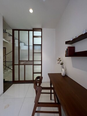 Study Room in 4 BHK Villa at Parvati Nagar – for Sale