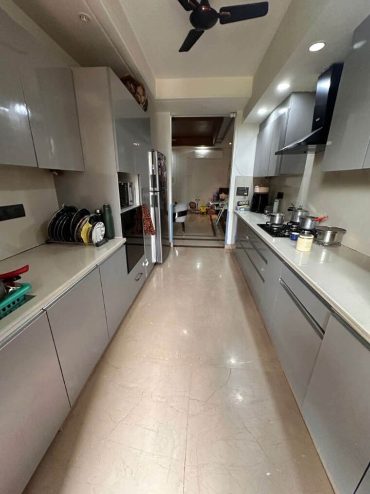 Kitchen, sector 45 3 Bedroom 2200 Sq.Ft. Builder Floor In Sector 45 Gurgaon 10658649