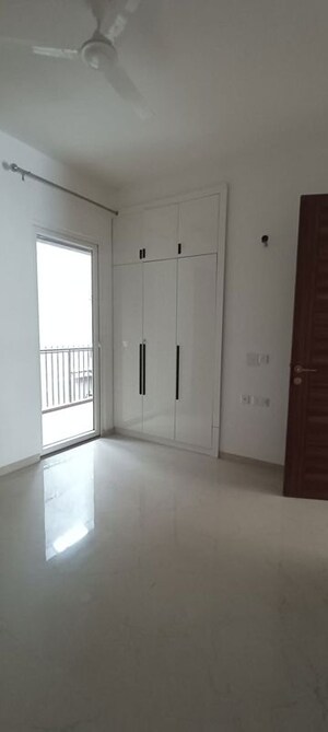 3 BHK Apartment For Rent in Smart World Orchard, Sector 61