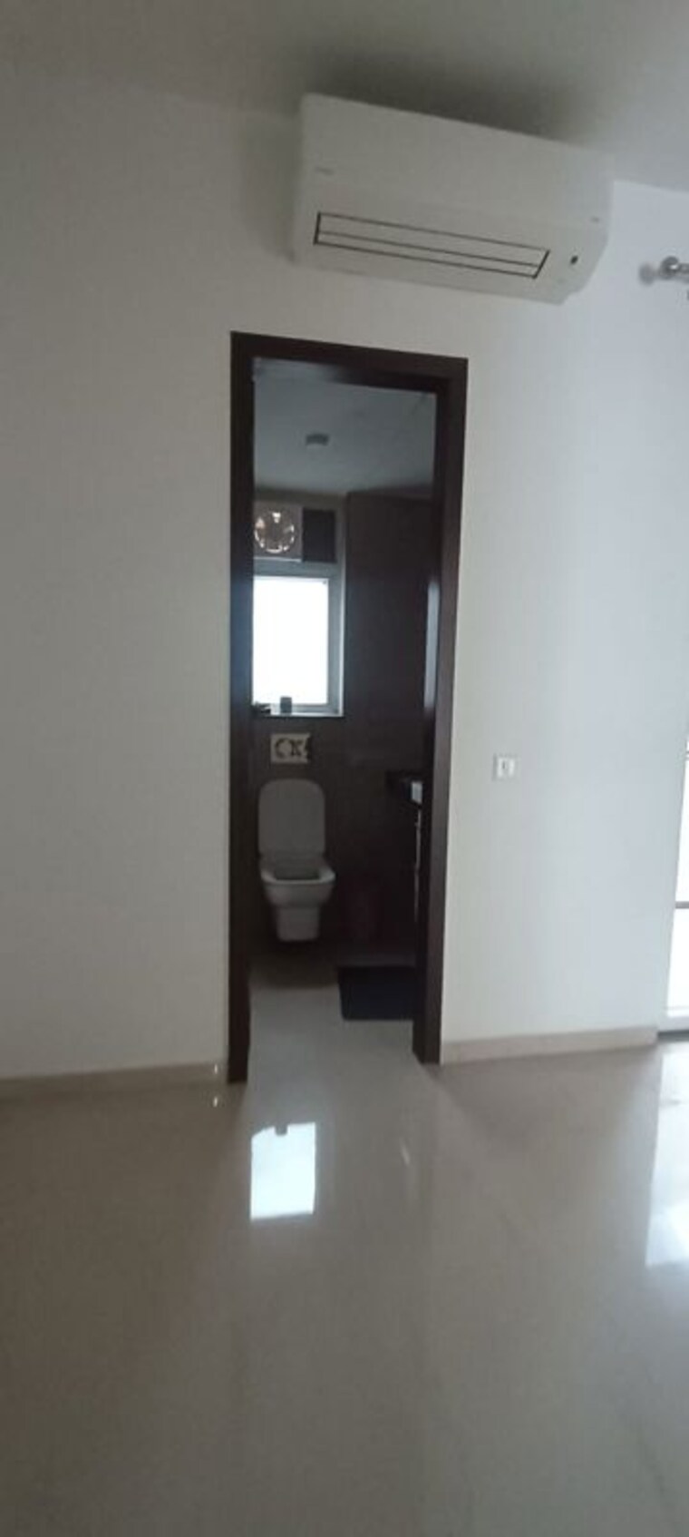 Room, smart-world-orchard 3 Bedroom 1630 Sq.Ft. Apartment In Sector 61 Gurgaon 10658662