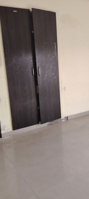 Furnished Amenities in 2 BHK Apartment at BPTP Park Grandeura, Sector 82 – for Sale