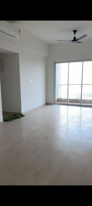 Room in 3 BHK Apartment at L & T Rejuve 360 Tower A, Mulund West – for Rent