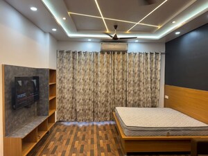 Bedroom in Studio Apartment at Gaur City Center, Sector 4 Greater Noida – for Rent