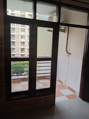 Room in 3 BHK Apartment at Aerocity – for Rent