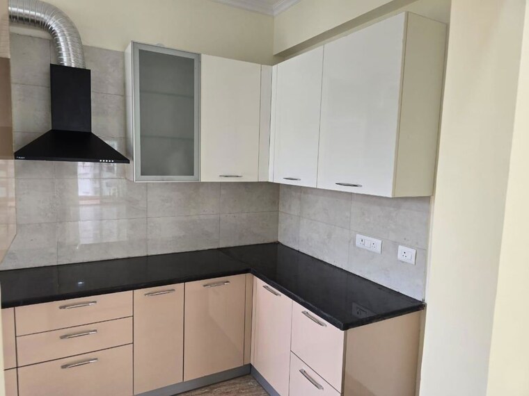 Kitchen, shree-vardhman-victoria 3 Bedroom 1950 Sq.Ft. Apartment In Sector 70 Gurgaon 10658687