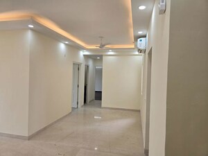 Room in 3 BHK Apartment at Shree Vardhman Victoria, Sector 70 – for Rent