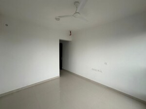 Room in 3 BHK Apartment at Oberoi Sky City, Borivali East – for Rent