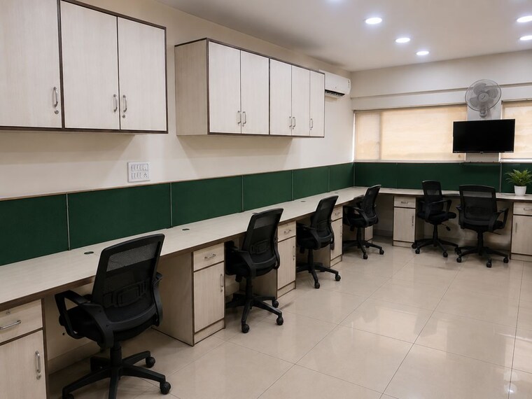 Team Area, motia-citi-royal-business-park Commercial Office Space 2750 Sq.Ft. In Ambala Highway Zirakpur 10658737