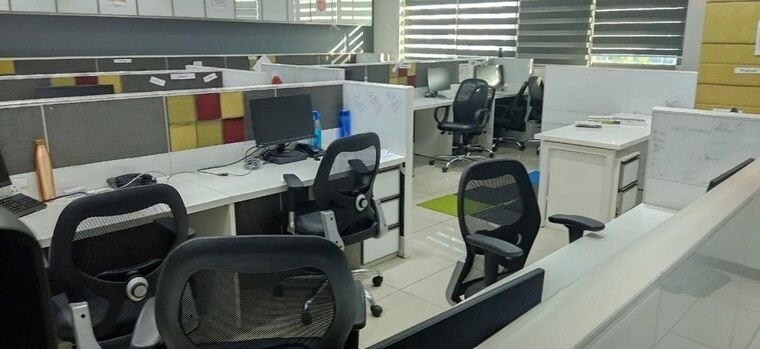 Team Area, savvy-shapath-v Commercial Office Space 1250 Sq.Ft. In Prahlad Nagar Ahmedabad 10658725