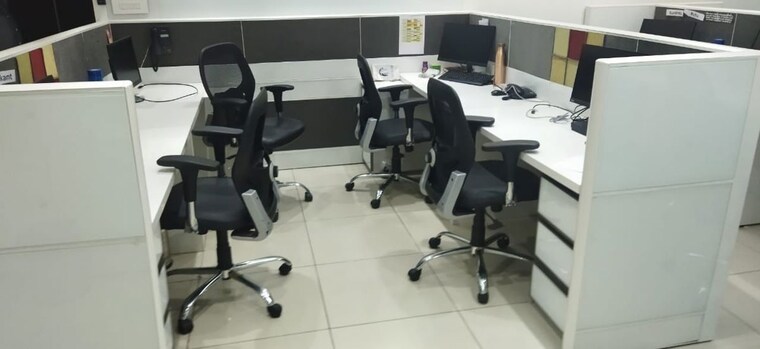 Team Area, savvy-shapath-v Commercial Office Space 1250 Sq.Ft. In Prahlad Nagar Ahmedabad 10658725