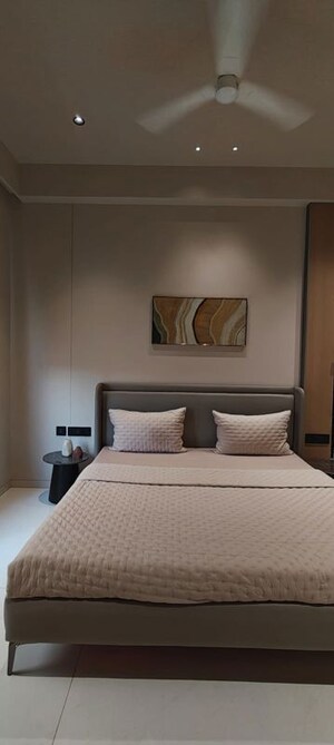 Bedroom in 4 BHK Villa at Nilamber Nirant, Bhayli – for Sale