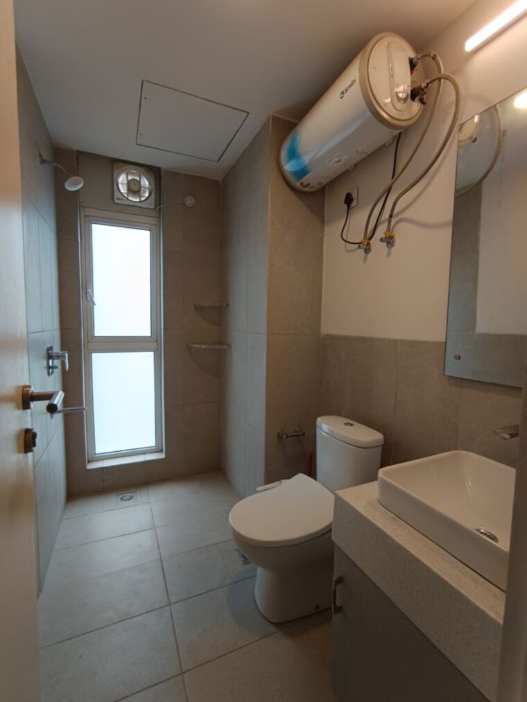 Bathroom, ireo-the-corridors 3 Bedroom 1852 Sq.Ft. Apartment In Sector 67a Gurgaon 10658750