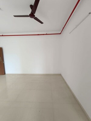 Room in 2 BHK Apartment at Runwal The Central Park, Chinchwad – for Rent