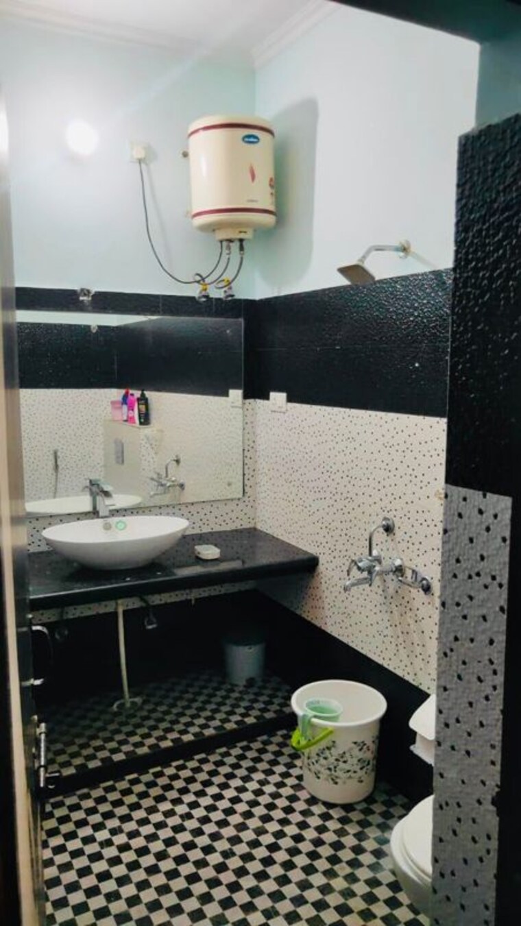 Kitchen, ekta vihar 3 Bedroom 1900 Sq.Ft. Builder Floor In Ekta Vihar Dehradun 10658772