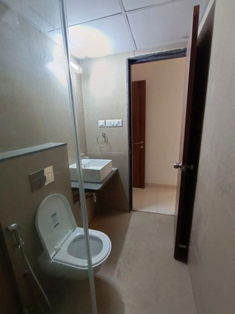 Bathroom, runwal-the-central-park 2 Bedroom 860 Sq.Ft. Apartment In Chinchwad Pune 10658773