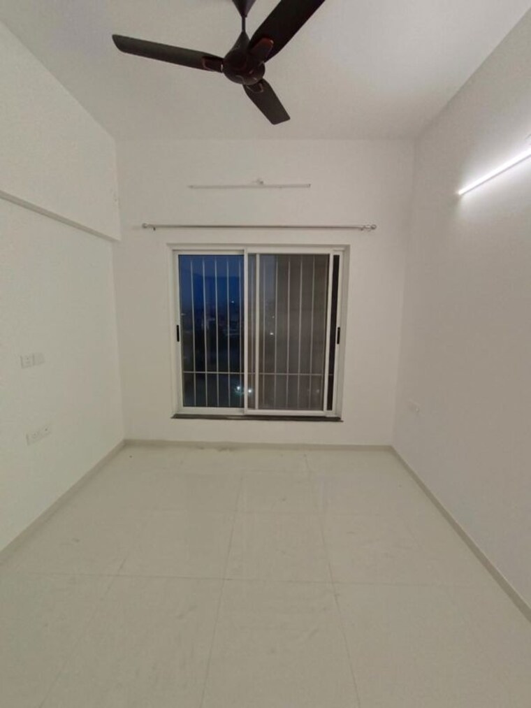 undefined, runwal-the-central-park 2 Bedroom 860 Sq.Ft. Apartment In Chinchwad Pune 10658773