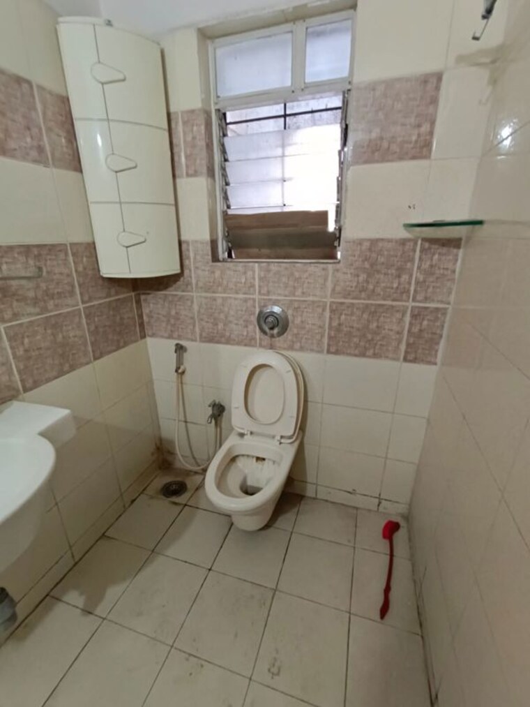 Bathroom, aishwaryam-ventures 2 Bedroom 1000 Sq.Ft. Apartment In Pimpri Chinchwad Pcmc Pune 10658789