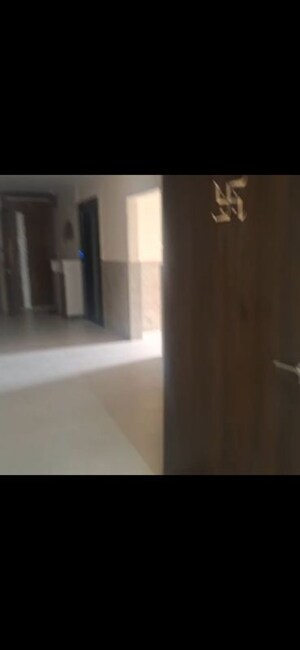Room in 4 BHK Apartment at Blue Diamond Malad, Malad East – for Rent