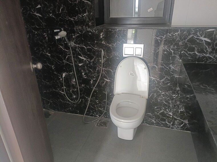 Bathroom, supreme-serenity 3 Bedroom 1200 Sq.Ft. Apartment In Dombivli East Thane 10658751