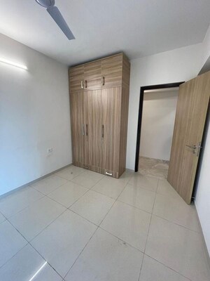 2 BHK Apartment For Rent in L&T Emerald Isle, Powai