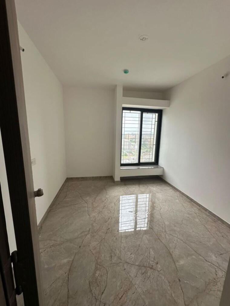 Room, mahindra-centralis-tower-3 2 Bedroom 594 Sq.Ft. Apartment In Pimpri Pune 10658837