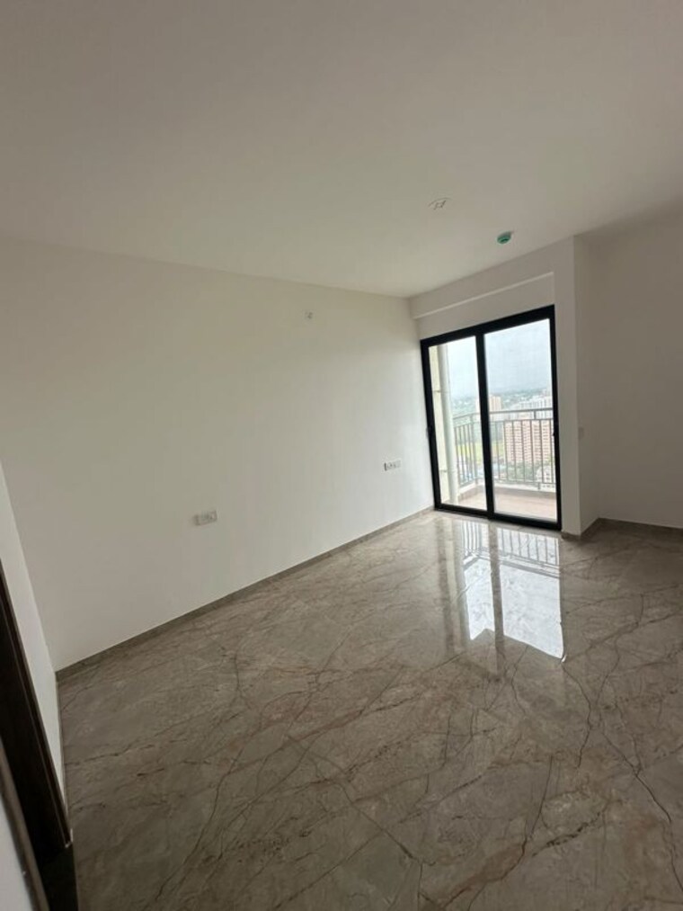 Room, mahindra-centralis-tower-3 2 Bedroom 594 Sq.Ft. Apartment In Pimpri Pune 10658837
