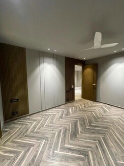 4 BHK +Builder Floor For Rent in DLF Phase I