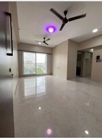 3 BHK 900 Sq.Ft. Apartment in Goregaon West