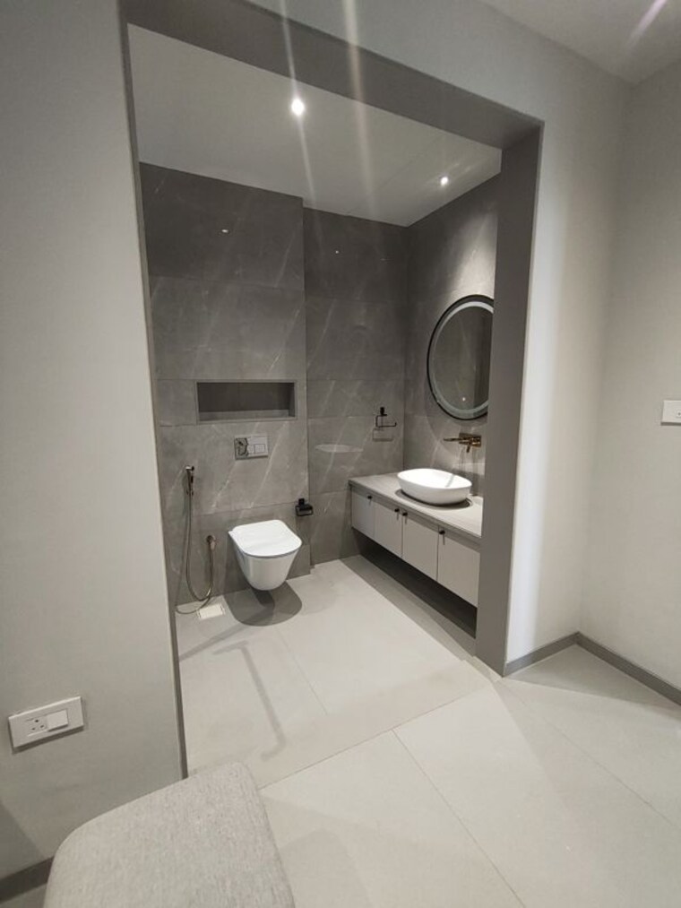 Bathroom, bay-nilamber-nirvaan 4 Bedroom 2318 Sq.Ft. Villa In Old Padra Road Vadodara 10658839