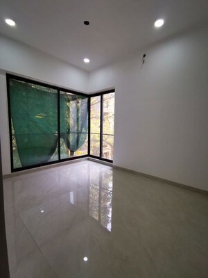 Room in 2 BHK Apartment at Shivaji Park – for Sale