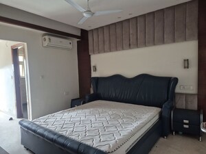3 BHK Builder Floor For Rent in Aman Vihar
