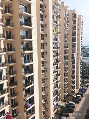 2 BHK Apartment For Sale in Signature Global Prime, Sector 63a
