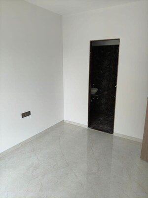 Bedroom in 2 BHK Apartment at Indiabulls Greens, New Panvel – for Rent