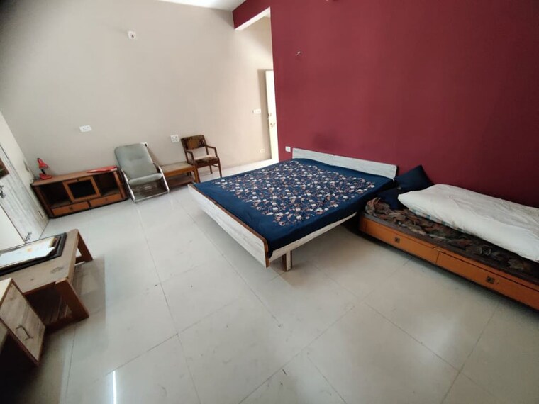 Living Room, memnagar 4 Bedroom 400 Sq.Yd. Villa In Memnagar Ahmedabad 10658976