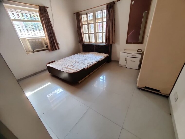 Living Room, memnagar 4 Bedroom 400 Sq.Yd. Villa In Memnagar Ahmedabad 10658976
