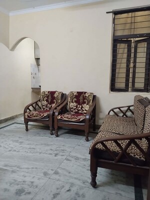 1 BHK Builder Floor For Rent in Neb Sarai