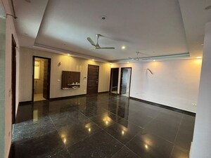 3 BHK Builder Floor For Rent in RWA Residential Society Sector 46, Sector 46