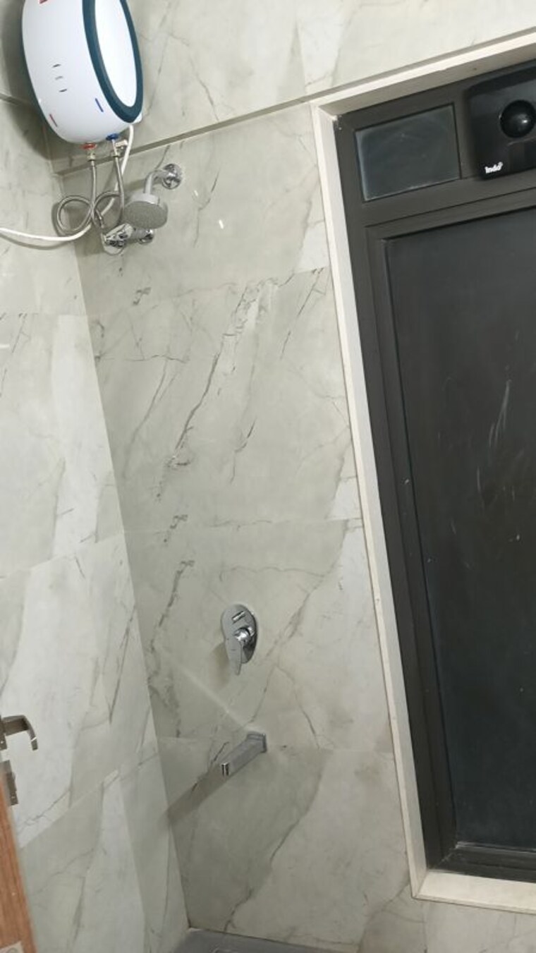 Bathroom, sugee-atharva 2 Bedroom 700 Sq.Ft. Apartment In Prabhadevi Mumbai 10659013