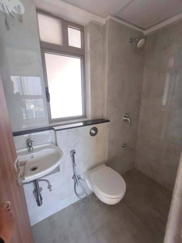 Attached Bathroom, sheth-irene 1 Bedroom 351 Sq.Ft. Apartment In Malad West Mumbai 10659012