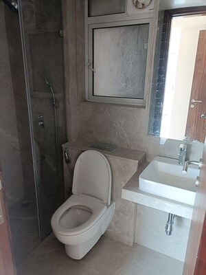 Bathroom in 3 BHK Apartment at LnT Veridian, Powai – for Rent