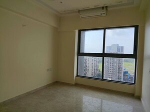 Room in 3 BHK Apartment at Sheth 72 West, Andheri West – for Rent