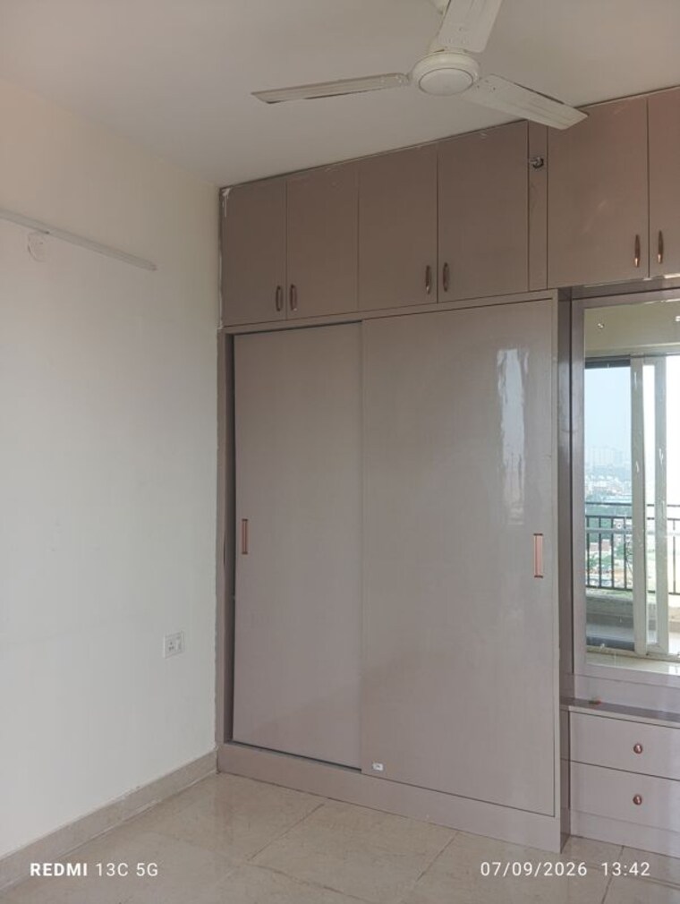 Room, signature-global-prime 2 Bedroom 573 Sq.Ft. Apartment In Sector 63a Gurgaon 10659060